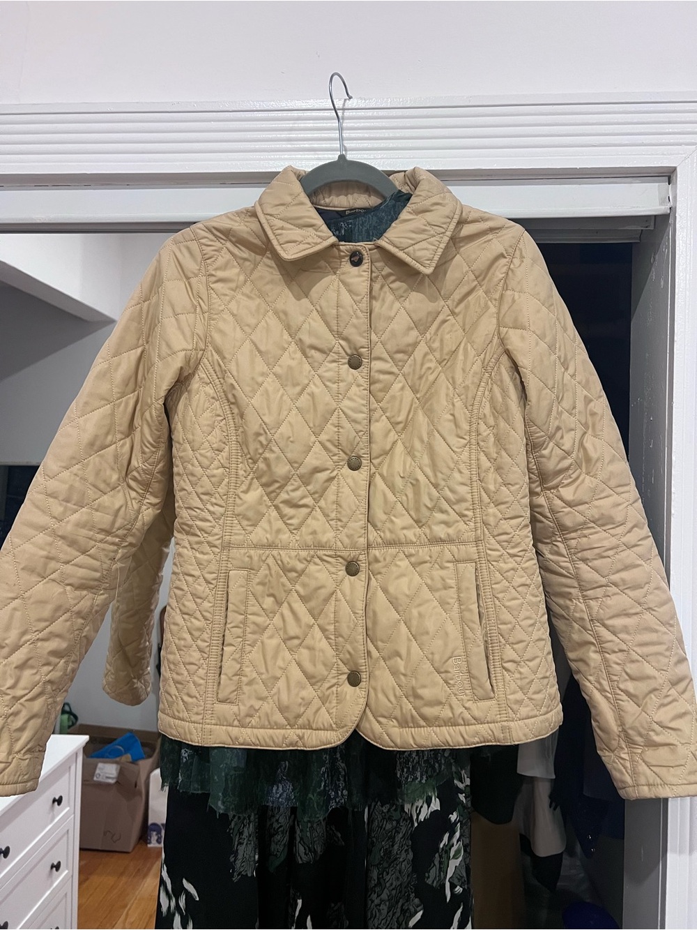 Barbour Quilted Beige Women's Jacket - Classic 4 WYTHERSTONE